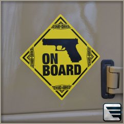 AUFKLEBER - GUN ON BOARD